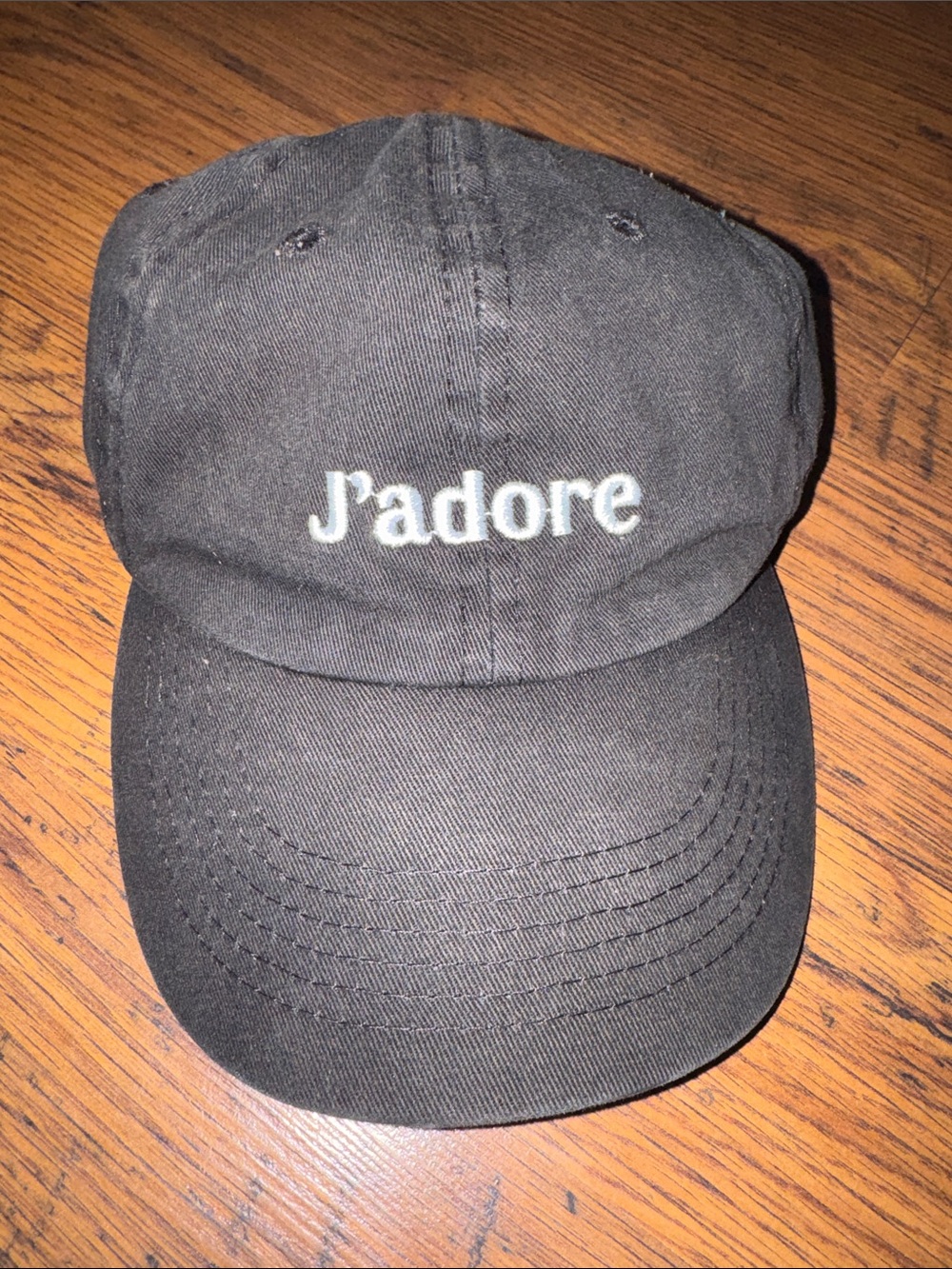 J'adore Cap 44.T1